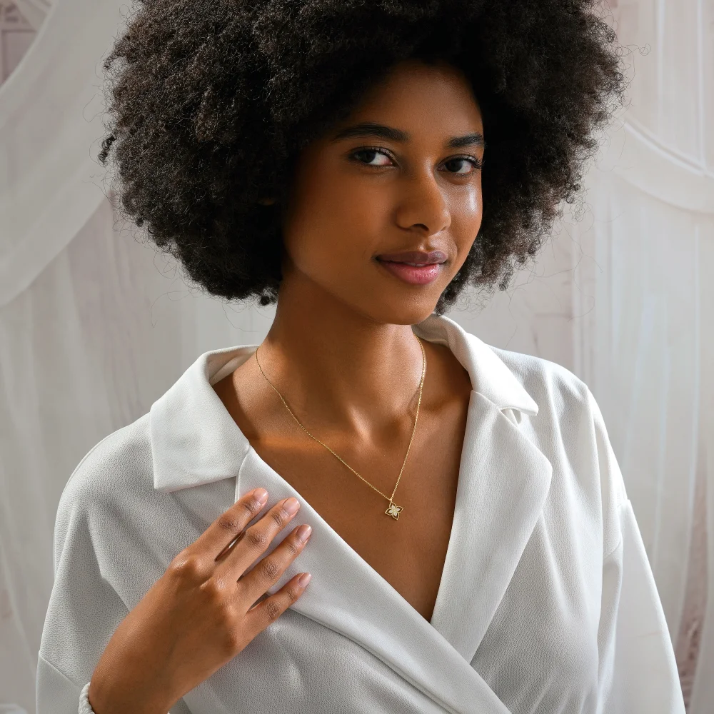 925 Ayar Gümüş Çiçek Işıltısı Kolye