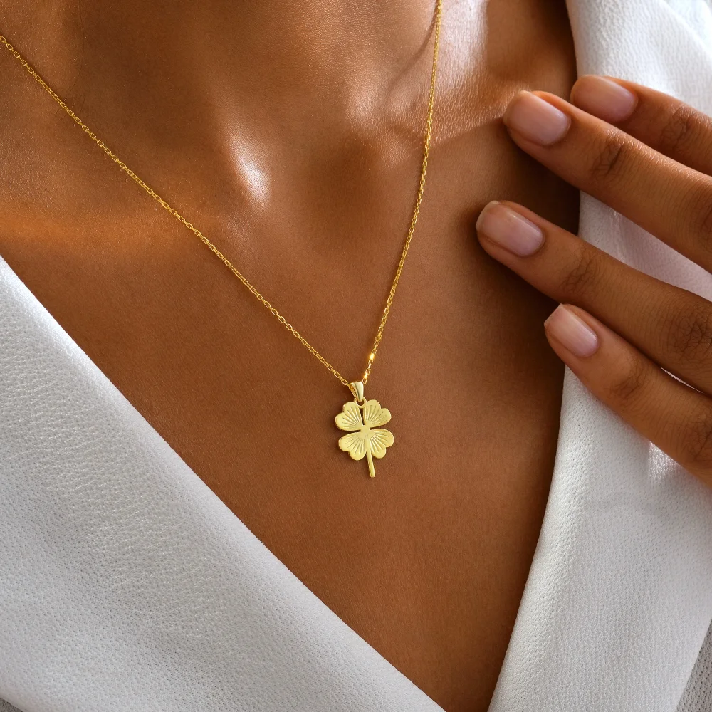 925 Ayar Gümüş Dört Yapraklı Yonca Kolye