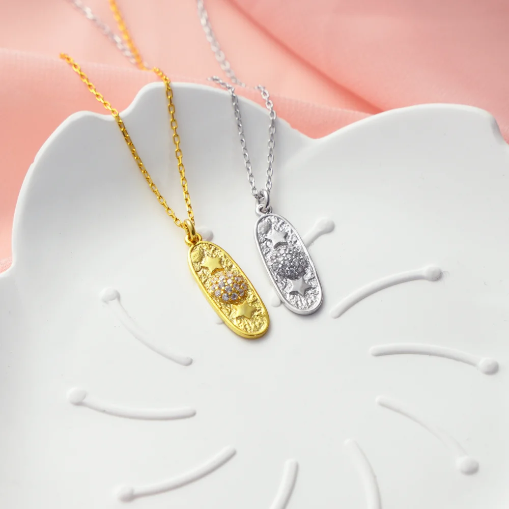 925 Ayar Gümüş Gökyüzü Temalı Yıldızlı Madalyon Kolye