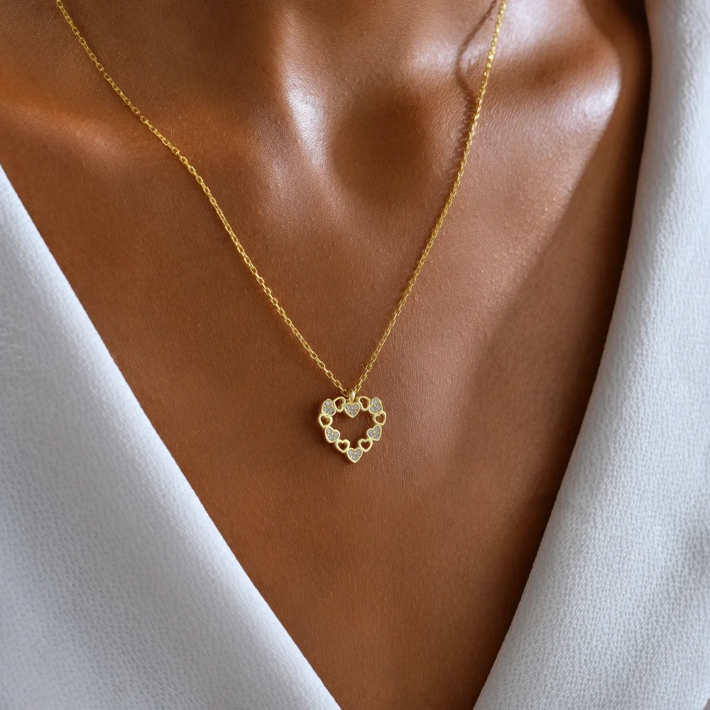 925 Ayar Gümüş Kalpler Halkası Taşlı Kolye