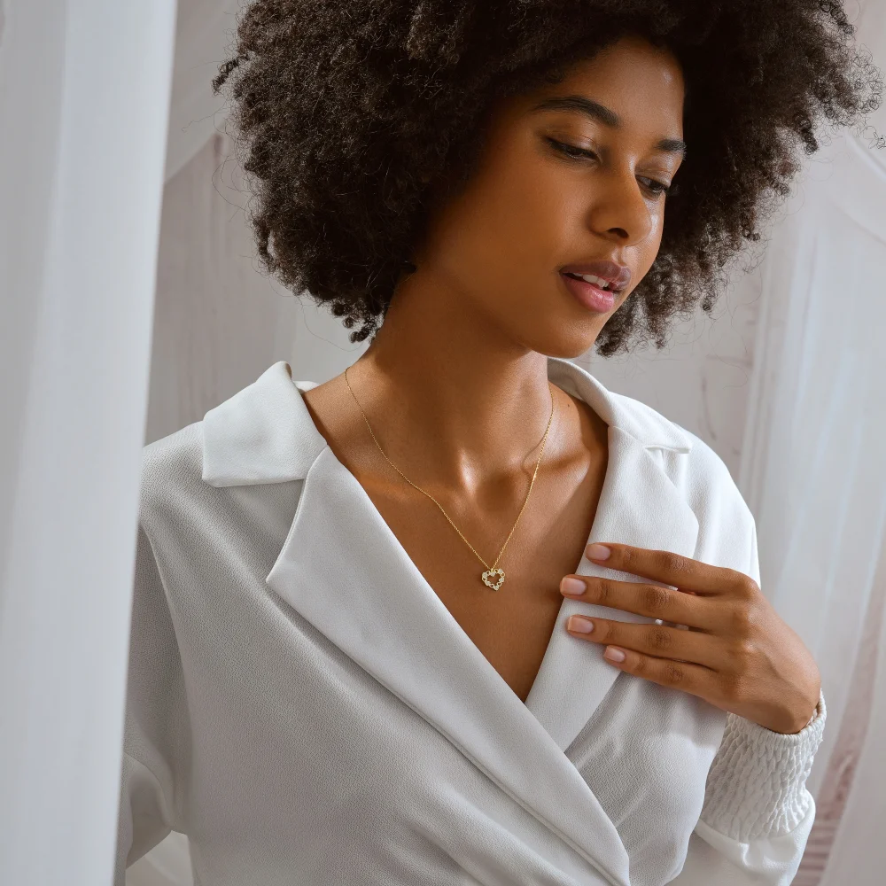 925 Ayar Gümüş Kalpler Halkası Taşlı Kolye