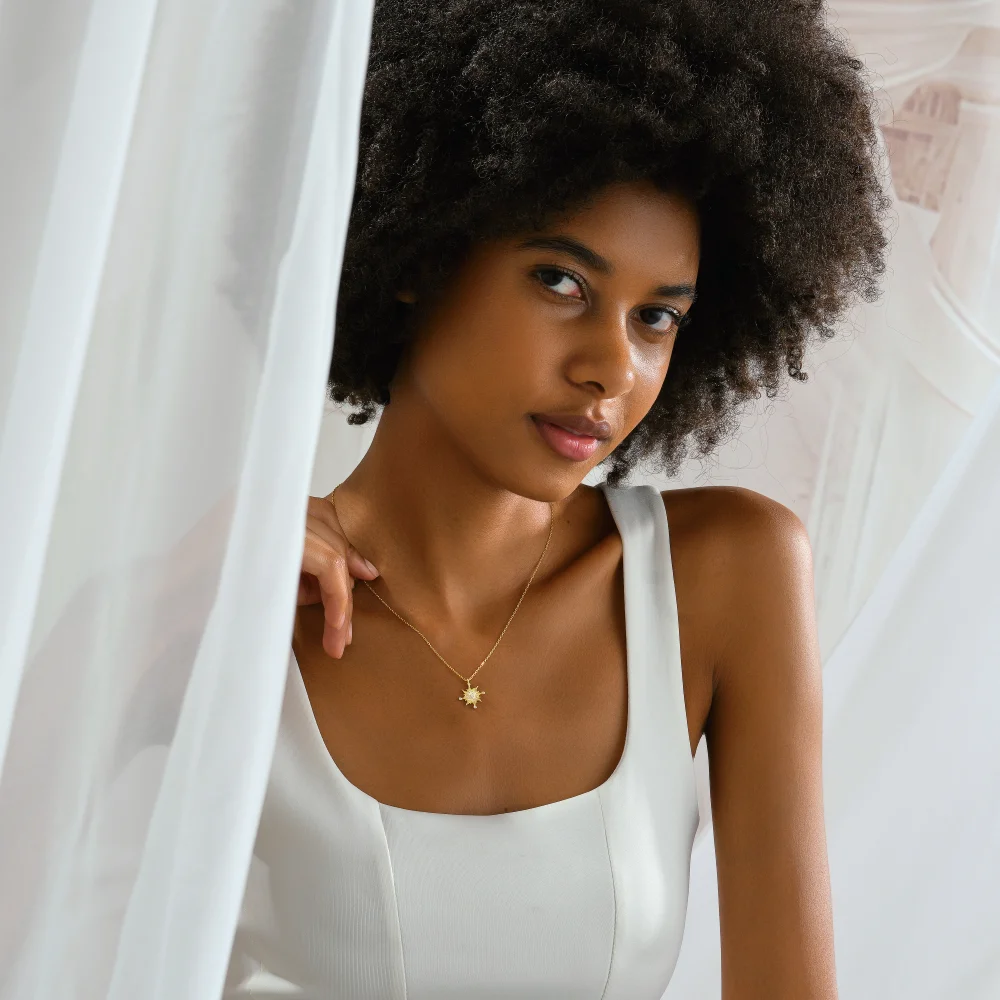 925 Ayar Gümüş Taşlı Kartanesi Kolye