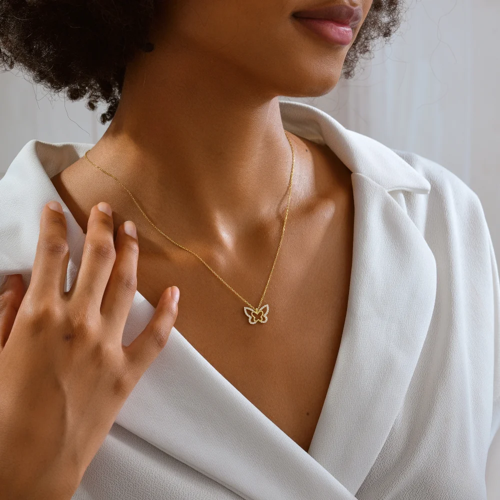 925 Ayar Gümüş Taşlı Zarif Kelebek Kolye