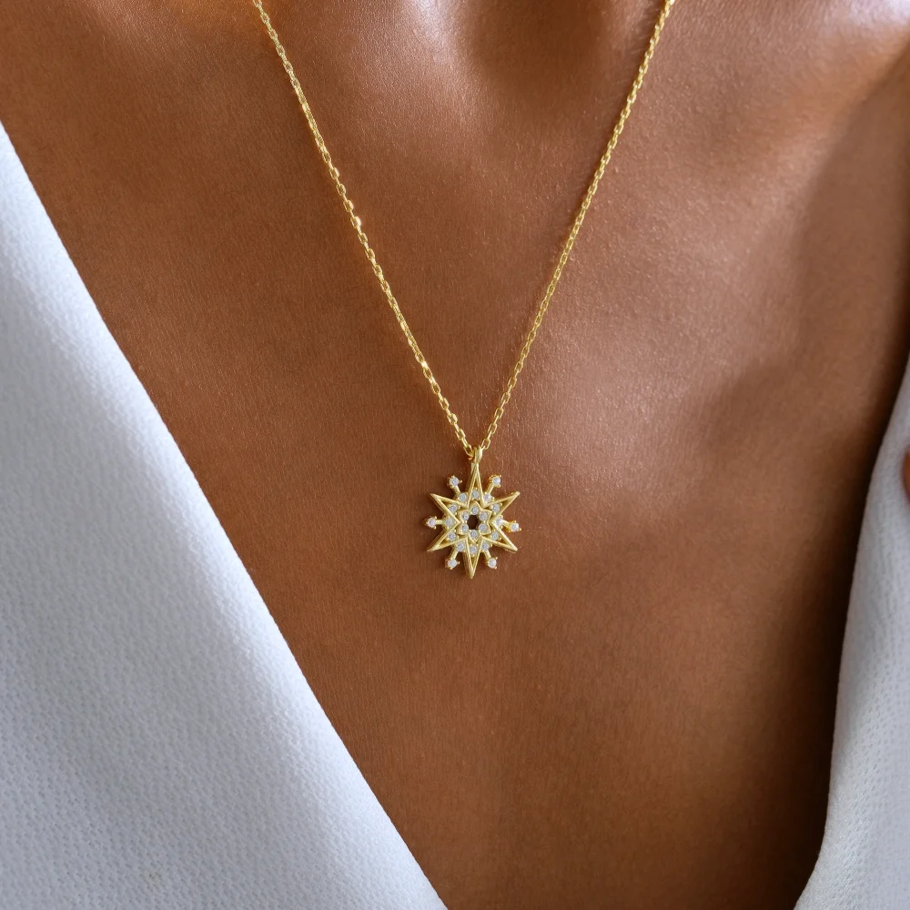 925 Ayar Gümüş Taşlı Zarif Kutup Yıldızı Kolye