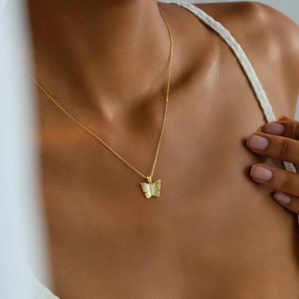 925 Ayar Gümüş Zarafetin Kanatları Kelebek Kolye