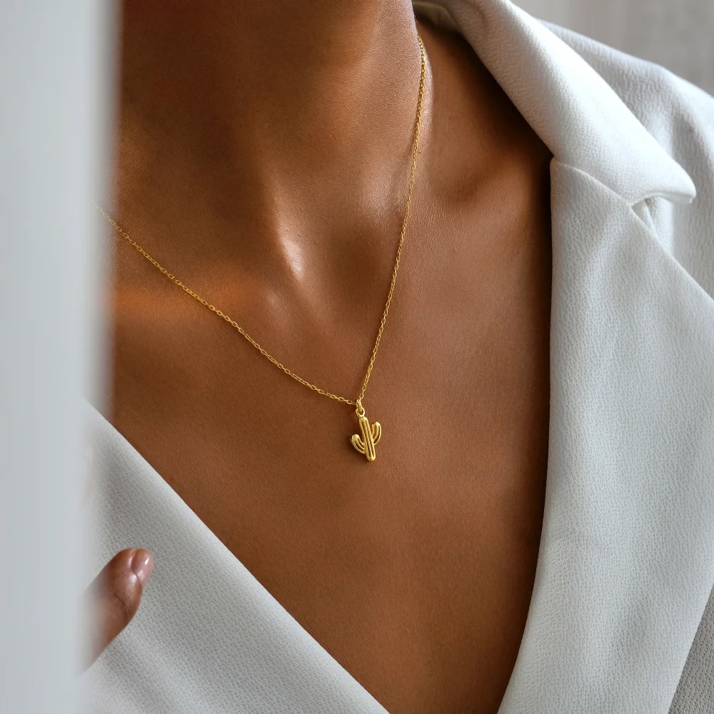 925 Ayar Gümüş Zarif Kaktüs Tasarımlı Kadın Kolye