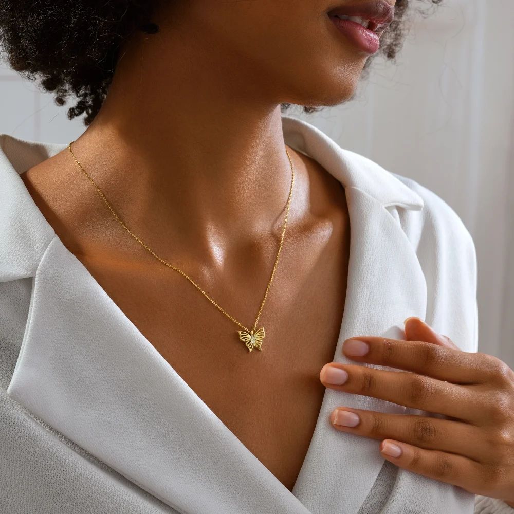 925 Ayar Gümüş Zarif Kelebek Kolye