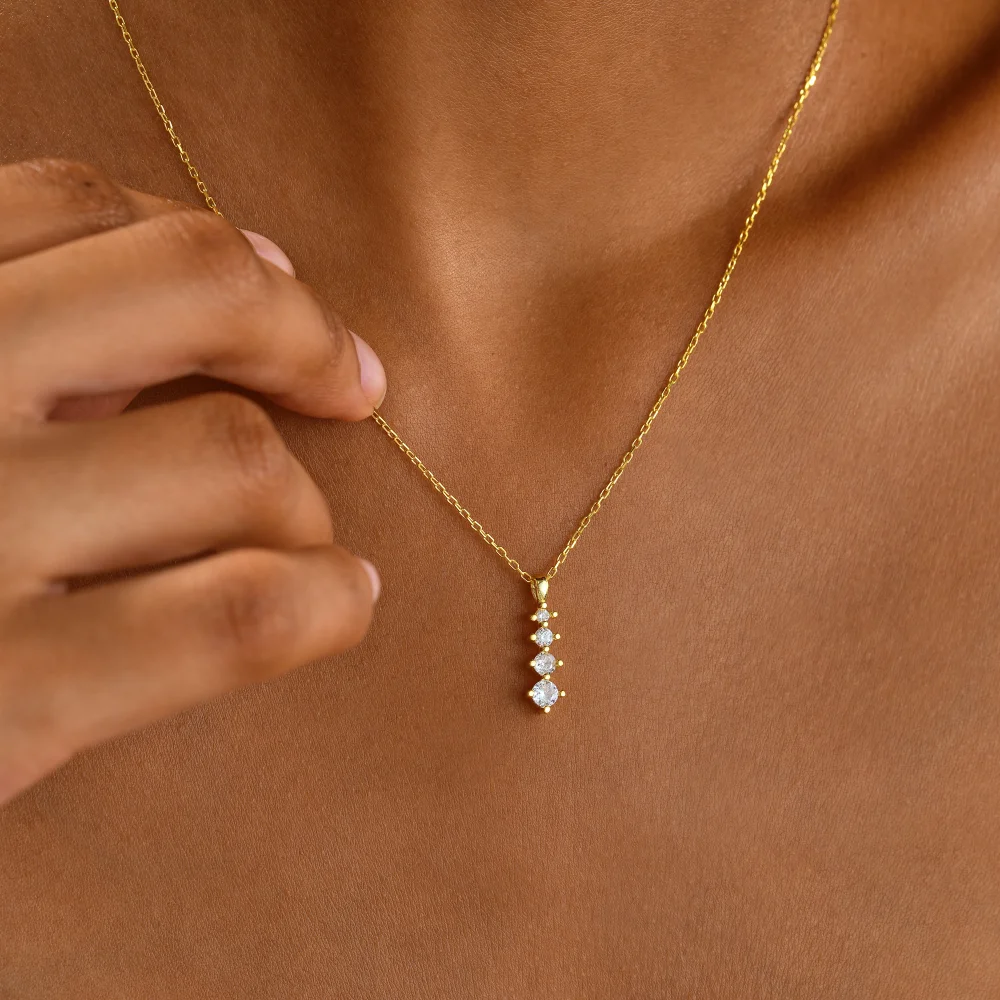 925 Ayar Gümüş Zirkon Taşlı Kolye