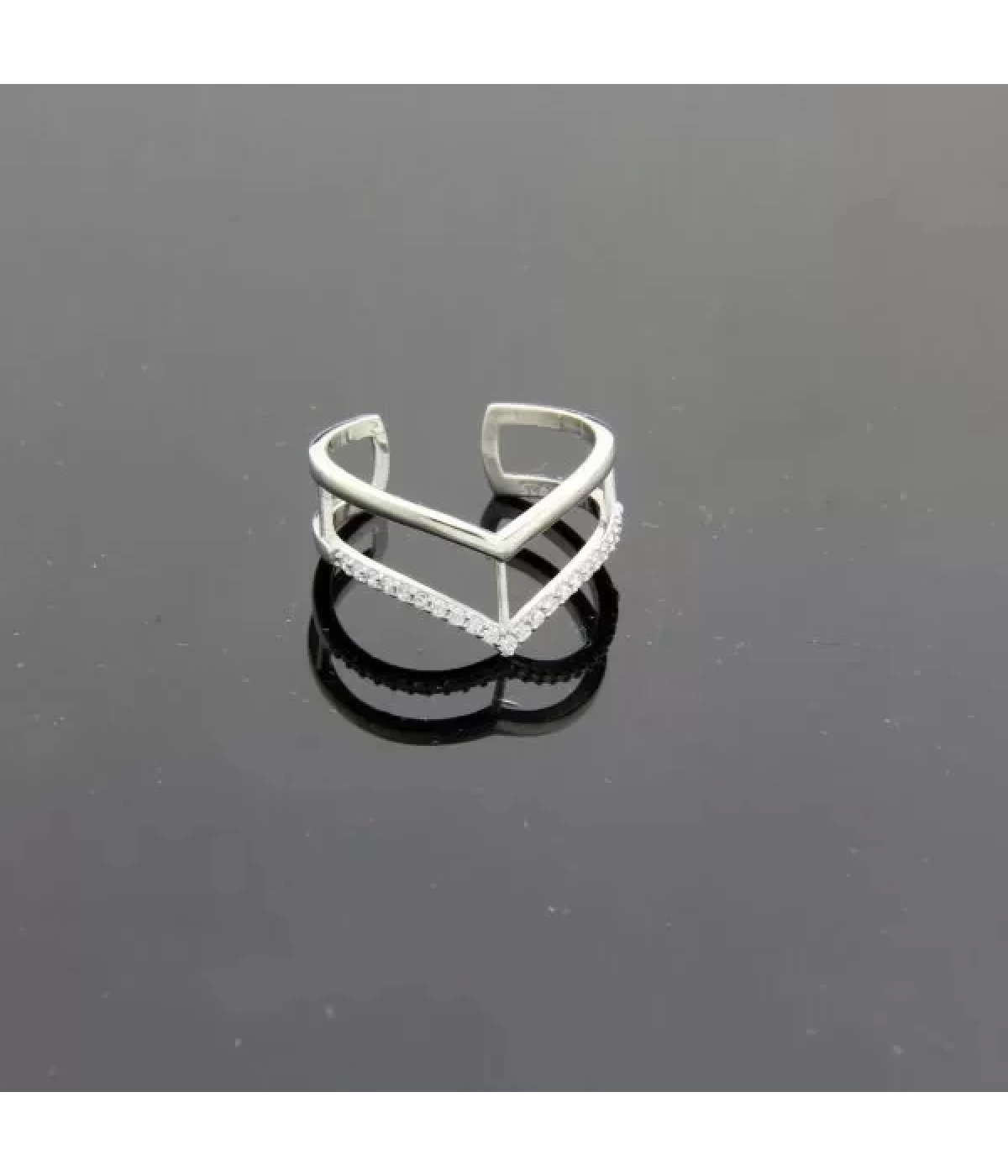 925 Ayar Gümüş Ayarlanabilir Modern Taşlı Tasarım Yüzük - Silver