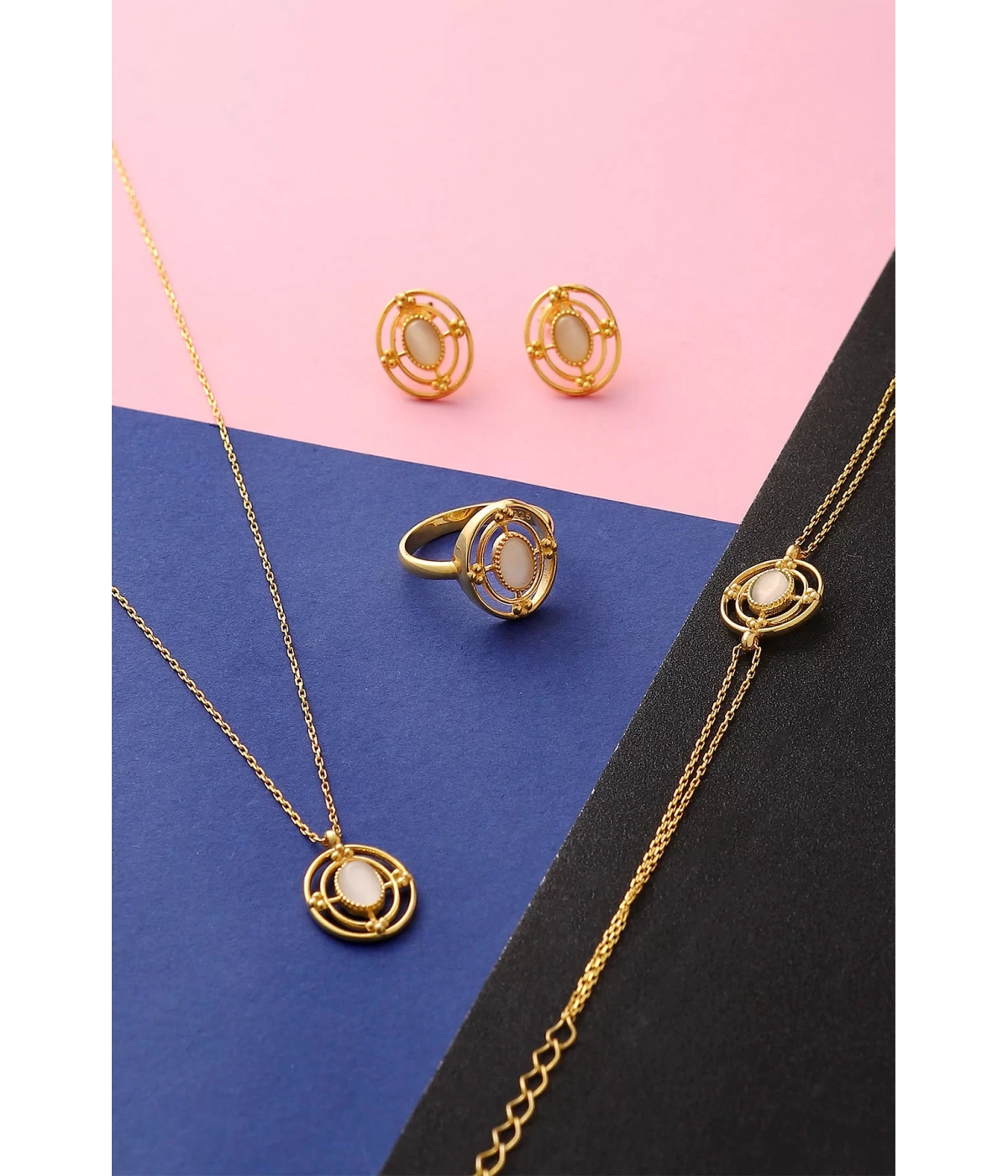 925 Ayar Gümüş Beyaz Kedi Gözü Taşlı Set - Gold