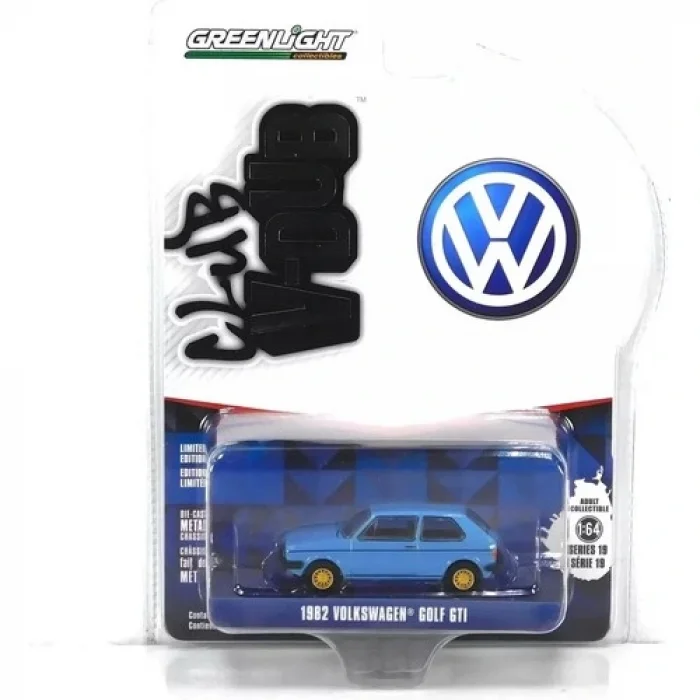 Greenlight 1/64 Club Vee-Dub Series 19- 1982 Volkswagen Golf– Monaco Blue