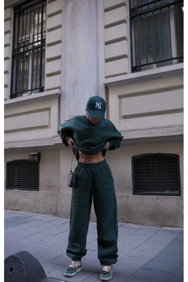 Bisiklet Yaka Nakış İşlemeli Üç İplik Sweat Takım - Yeşil