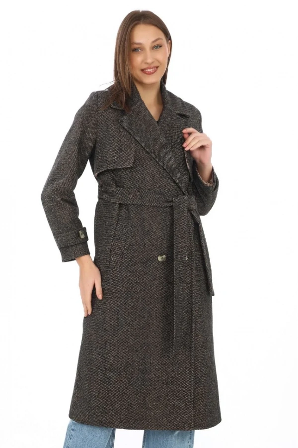 Kadın Balık Sırtı Yünlü Dokuma Kaşe Kaban – Kruvaze Yaka, Kuşaklı, Cepli, Astarlı Uzun Boy Tesettür Şık Kışlık Kaşe Kaban Modeli - Kahverengi