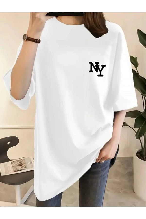 Kadın Eğlenceli Harf NY Baskılı Bisiklet Yaka Tişört - Rahat Polyester, Makinede Yıkanabilir - Yaz ve Fitness için Mükemmel, Yuvarlak Yaka- Beyaz