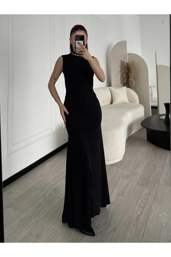 Kolsuz Yarım Bogazlı Uzun Elbise- Siyah