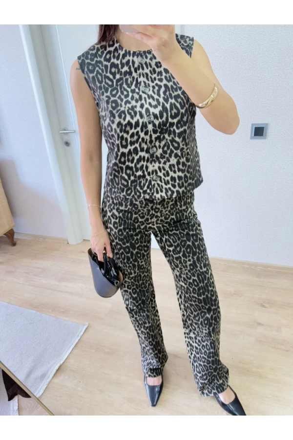 leopar desenli Düğmeli Bluzlu Pantolon İkili Takım -Leopar