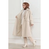 Kadın Kaşe Kaban – Uzun Boy Kruvaze Yaka Kuşaklı Tesettür Kaşe Kışlık Kaban, Astarlı Şık Yünlü Dokuma Oversize Rahat Kalıp Cepli Düğmeli Modern Kap Modeli - Bej