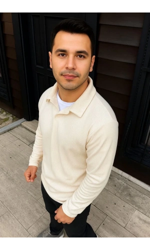 Erkek Fitilli Polar Sweatshirt – Düğmesiz Polo Yaka, Oversize Rahat Kalıp, Kalın Polar Kumaş, Kışlık ve Baharlık Şık Günlük Üst - Beyaz