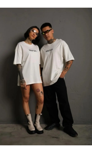 Erkek Oversize Baskılı Tişört – Golf GTI Retro Araba Desenli, Ön & Arka Dijital Baskı, Sokak Modası Stil - Beyaz