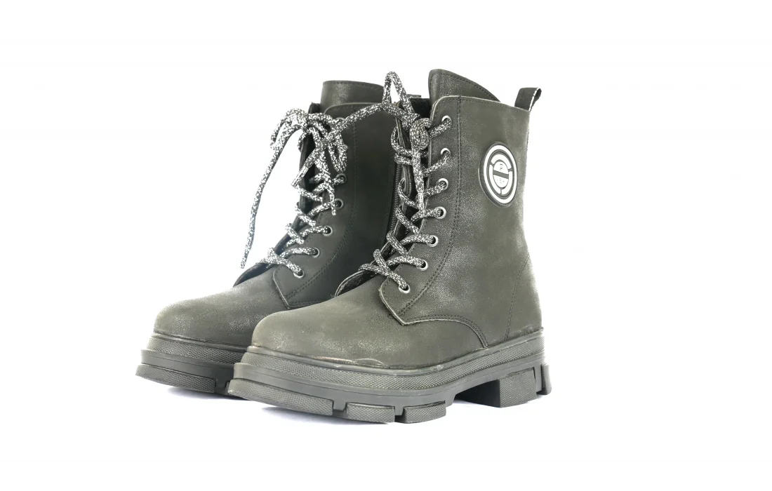 Kiev-Siyah Çocuk Bot