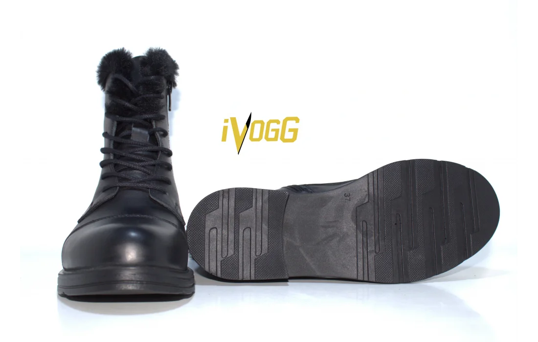 Oslo-Siyah Kadın Günlük Bot