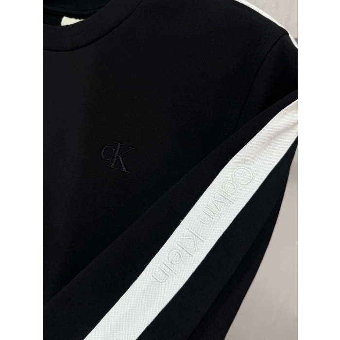 Erkek Regular Fit Armalı Double Face Kumaş Kolları Şeritli Sweatshirt Siyah