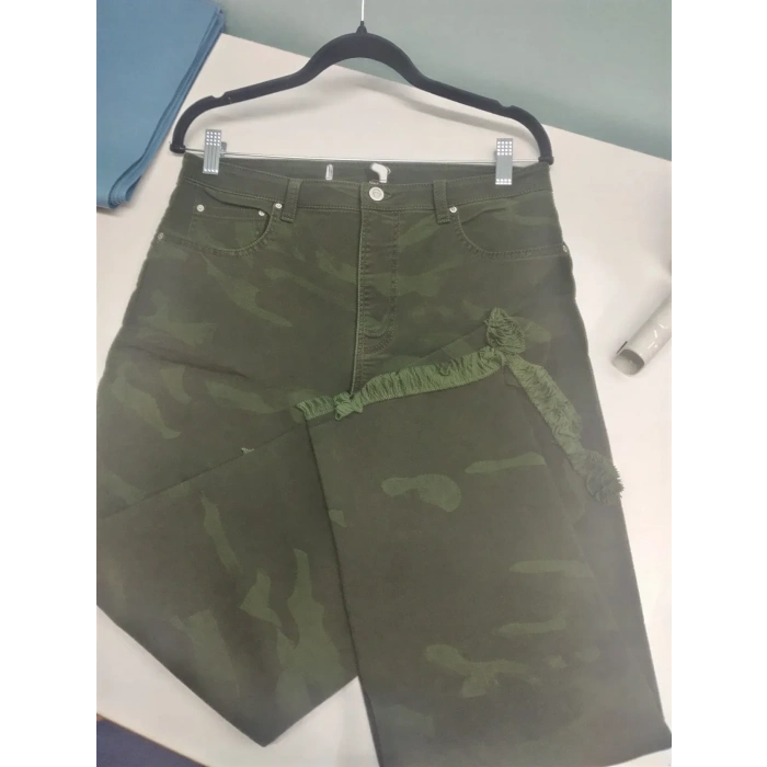 Kadın Boru ve Kısa Paça Kumaş Pantolon - Yeşil