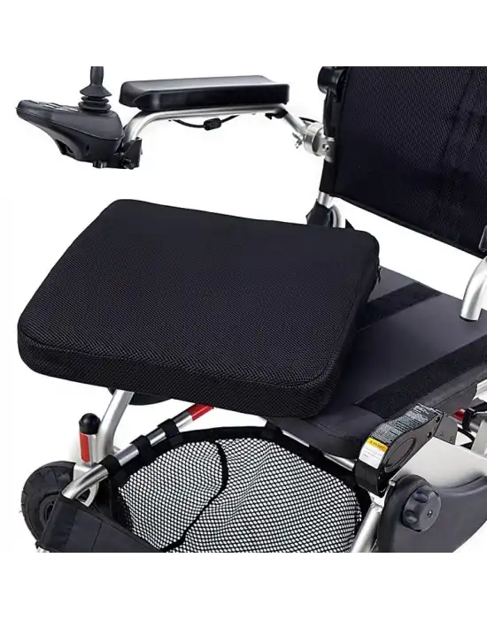 Poylin P207 Ultra Hafif Katlanabilir Akülü Tekerlekli Sandalye
