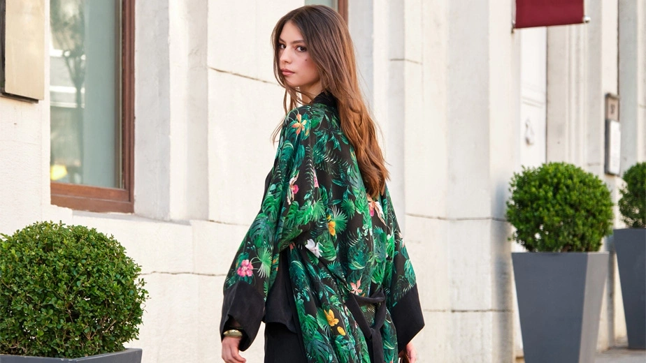 KIMONO