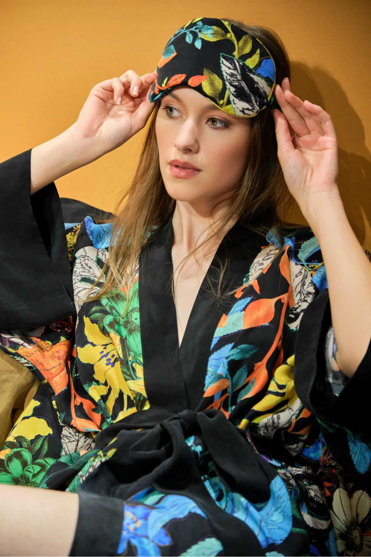 SOLE SLEEP MASK + PILLOWCASE