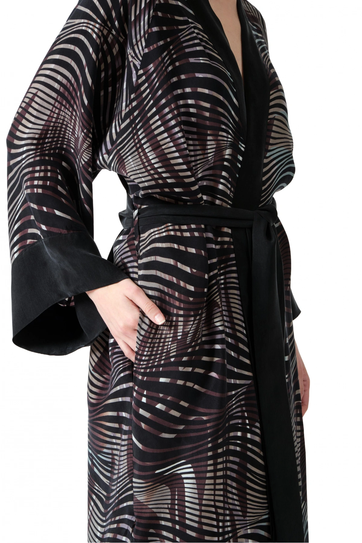 ASHLEY KIMONO CUZK-1