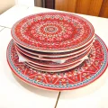 Canlı Desenleriyle Sofranıza Enerji Katın: 7 Parça Servis ve Pasta Tabağı ve Çay Tabakları Seti