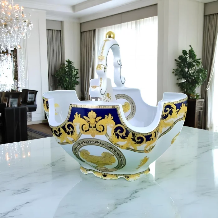 İhtişamlı Barok Stilinde Kulplu Dekoratif Vazo - Sofralarınıza Lüks Bir Dokunuş