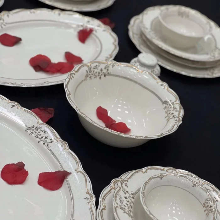 Altın ve Gümüş İşlemeli Porselen Yemek Takımı 56 Parça 12 Kişilik