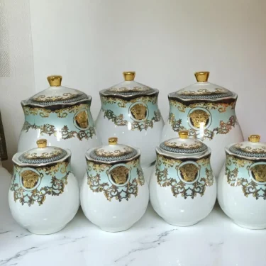 Altın Detaylı Klasik Desenli Porselen Baharatlık Seti – 7 Parça