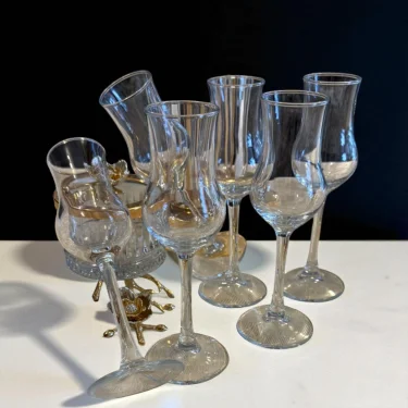 İnce İşlemeli Kesme Cam Kahve Yanı Fincan Takımı (6’lı)