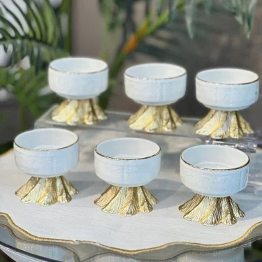 Altın Işıltısıyla Sofralara Zarafet: 6’lı Porselen Lokumluk Seti – Kare & Yuvarlak Seçenekli