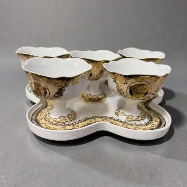 Lüks Desenli 6’lı Porselen Ayaklı Dondurmalık Seti – Altın Detaylı