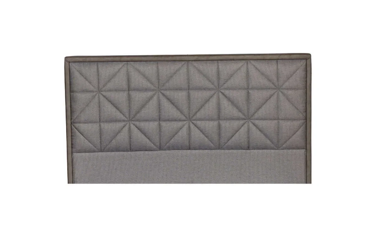 Minerva 100lük Başlık