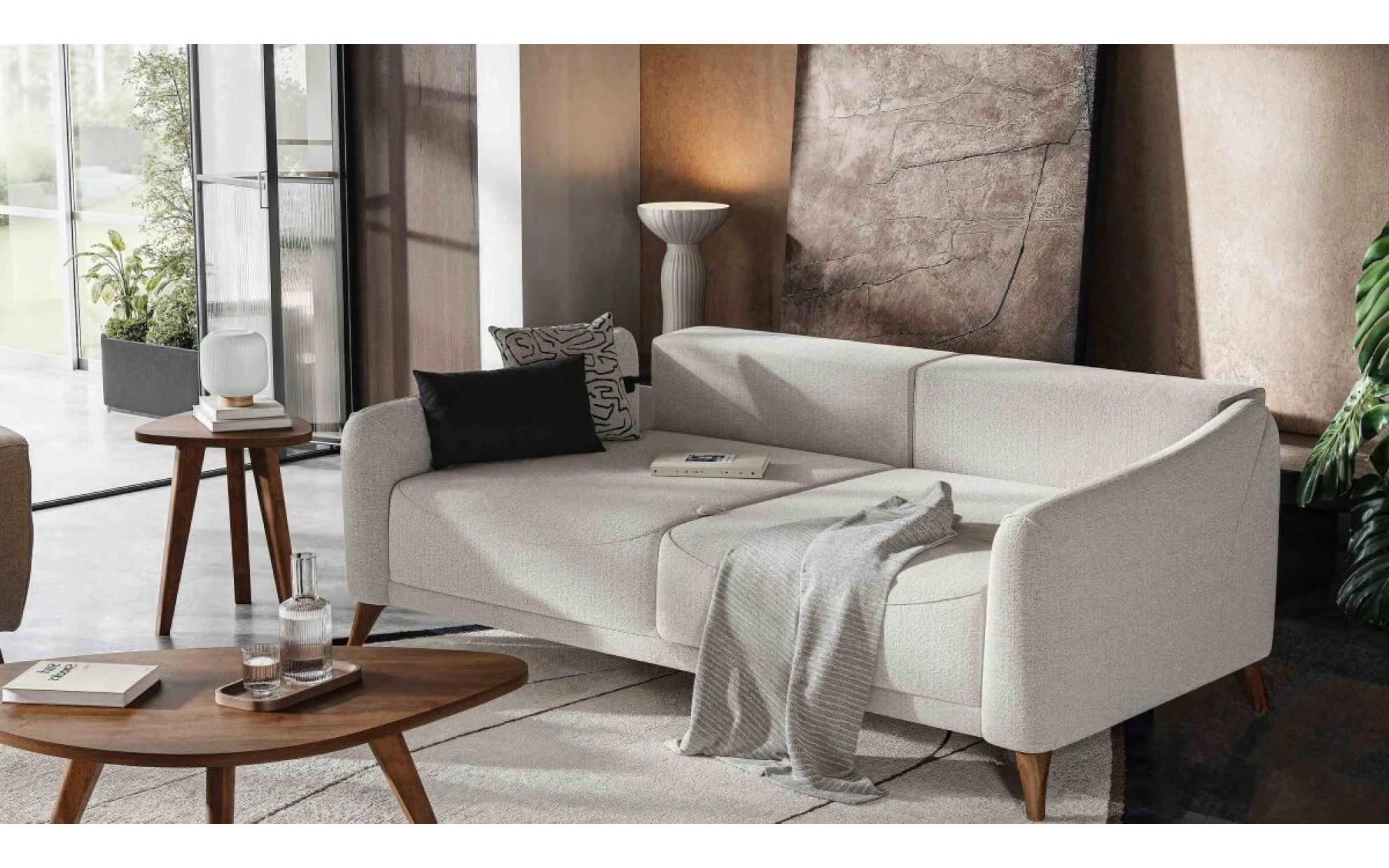 Mira Sandıklı 3-Seater Sofa