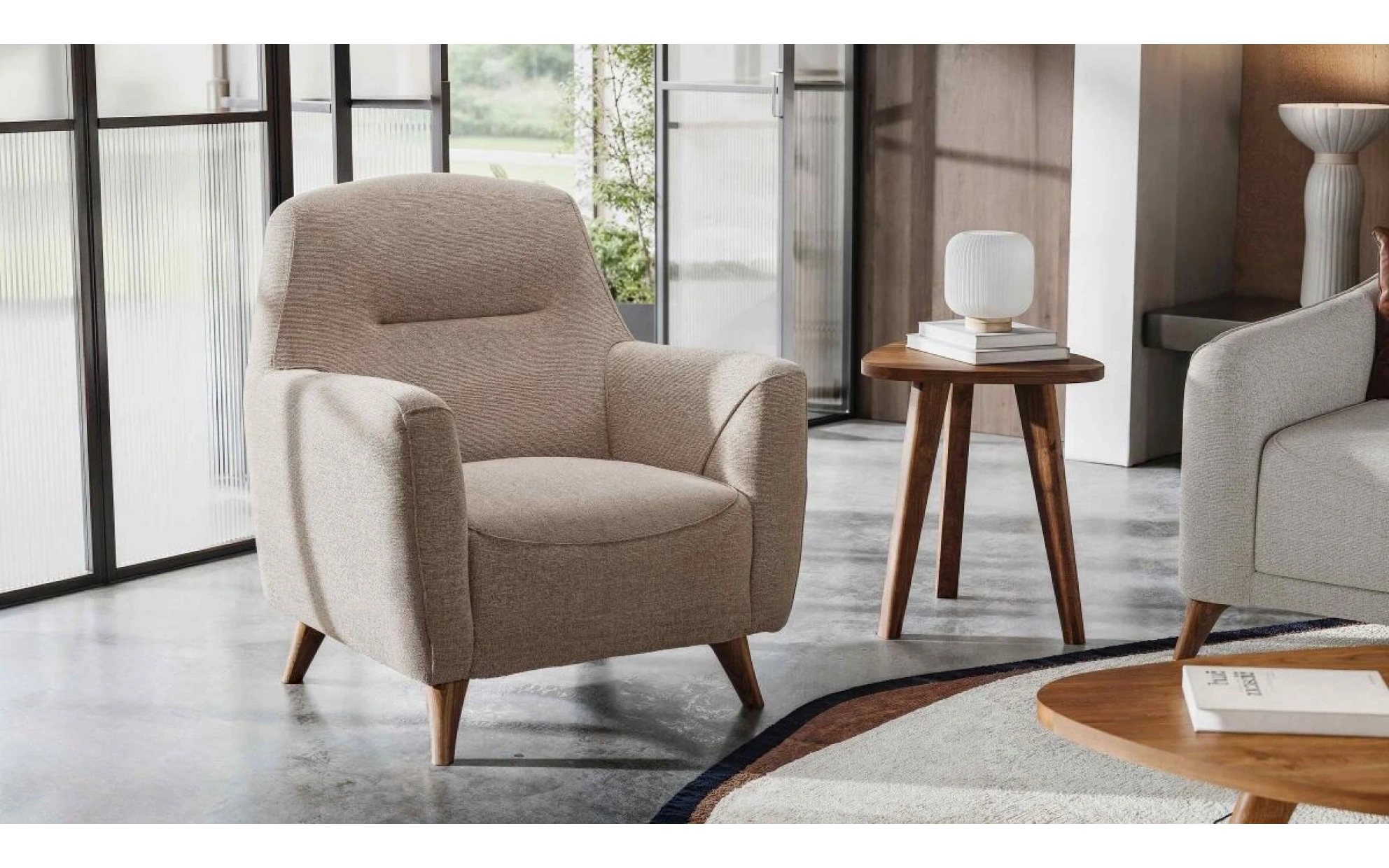 Mira Sandıklı 3-Seater Sofa