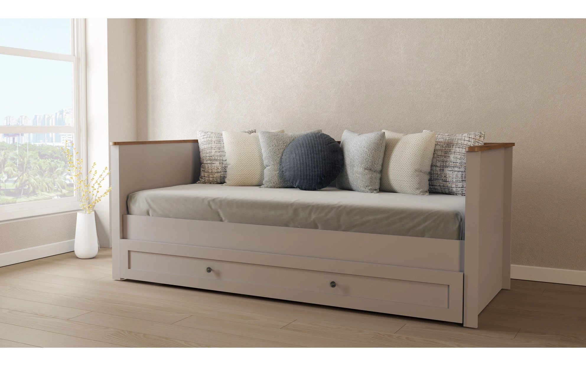 Monica Daybed