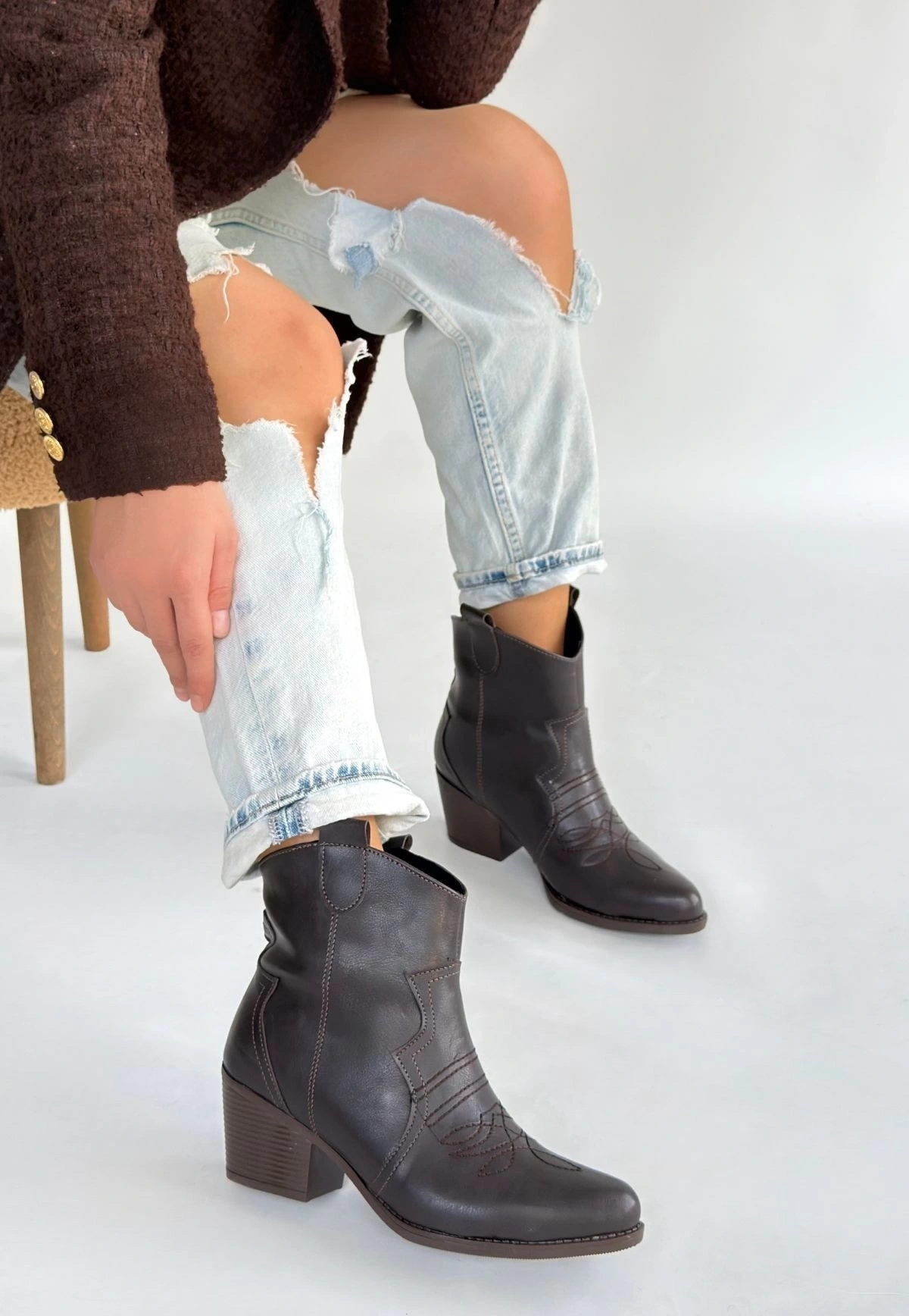 Akver Acı Kahve Cilt Topuklu Bot