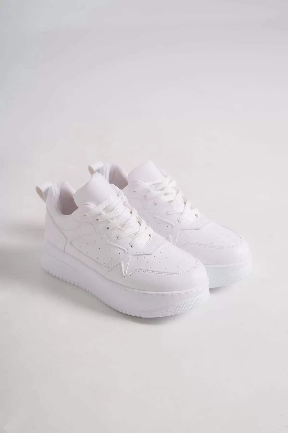 ALESSI Bağcıklı Ortopedik Taban Kadın Sneaker Spor Ayakkabı BT - Beyaz