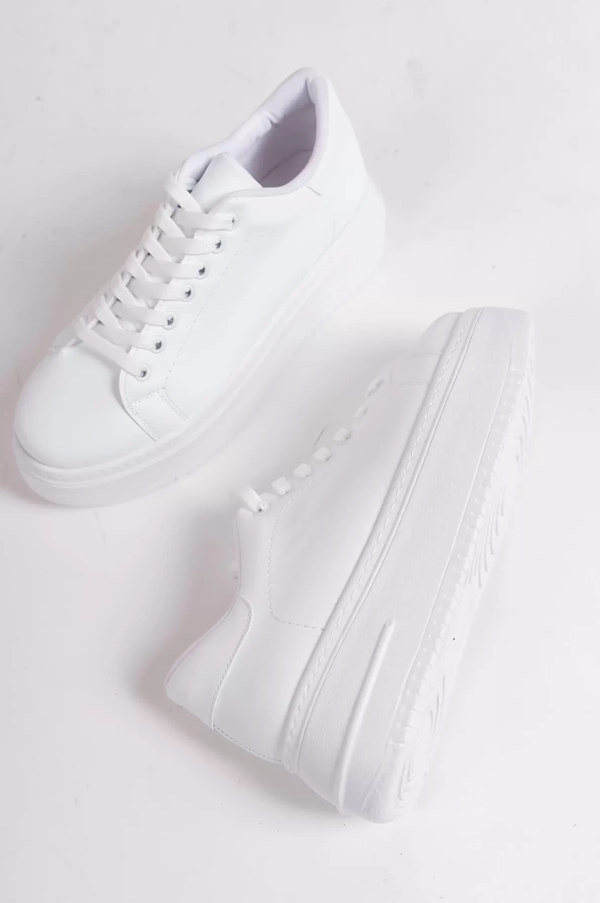 BIANA Bağcıklı Ortopedik Taban Kadın Sneaker Spor Ayakkabı  BT - Beyaz