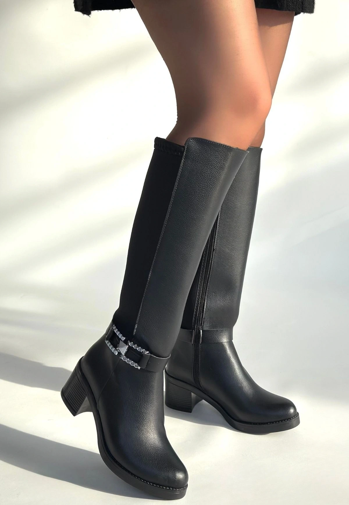 Emrat Siyah Cilt Topuklu Çizme