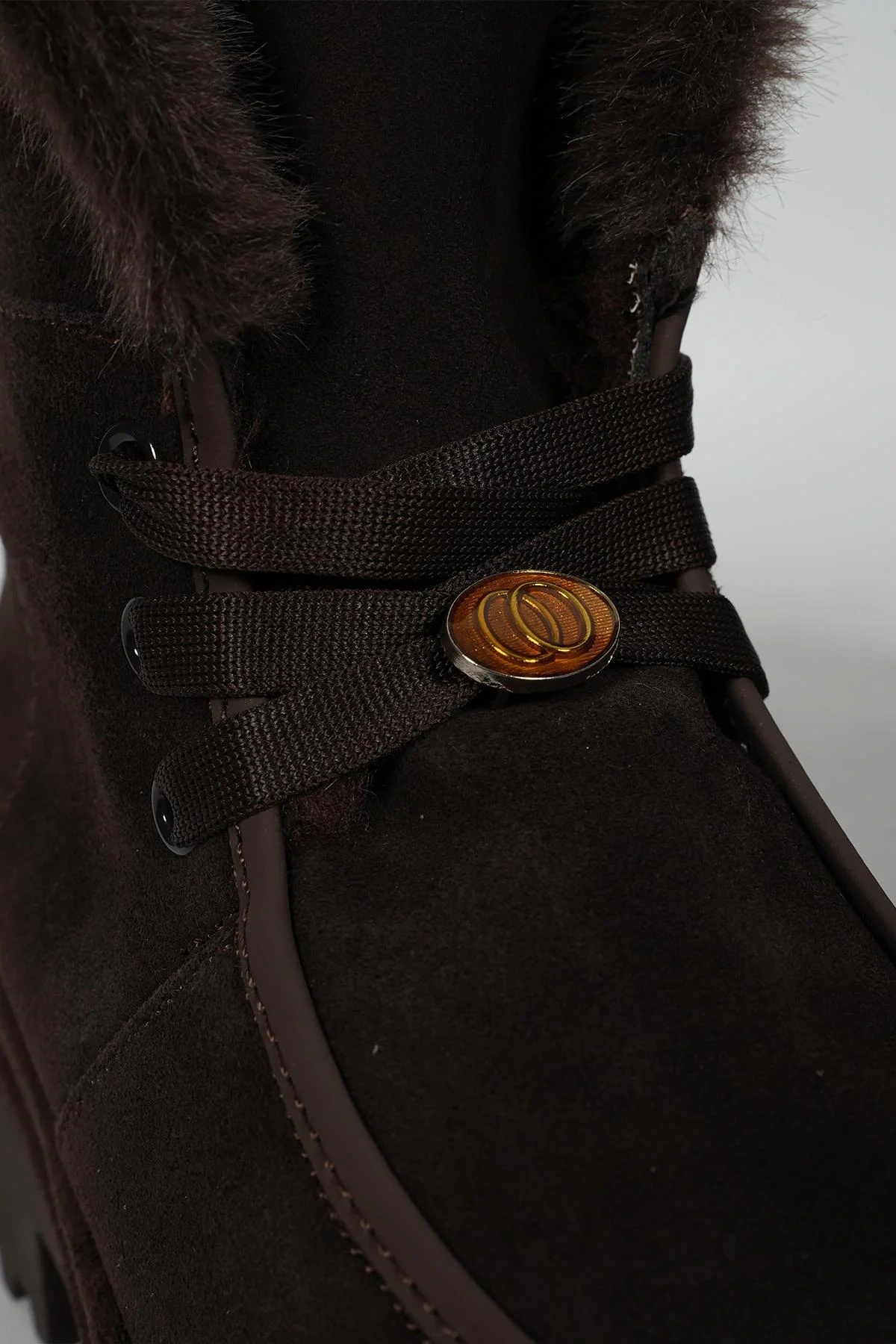 GUJA 25K433 KADIN HAKİKİ DERİ İÇİ KÜRKLÜ BAĞCIKLI BOT KAHVE SÜET