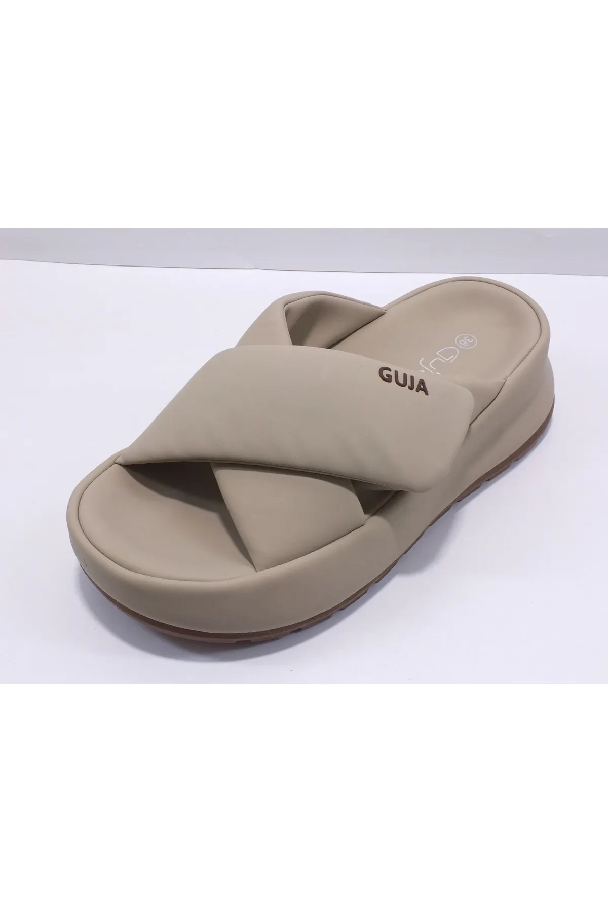GUJA 25Y400-1 KADIN ÇAPRAZ CIRTLI KALIN TABAN TERLİK BEJ