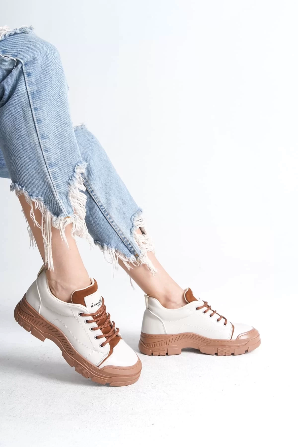 JANE Bağcıklı Ortopedik Taban Kadın Sneaker Spor Ayakkabı  TT - Krem