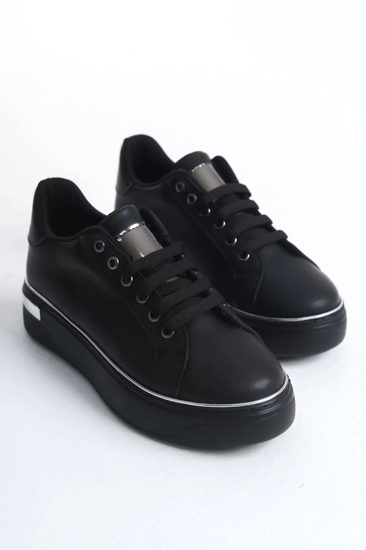 MINA Bağcıklı Ortopedik Taban Kadın Sneaker Spor Ayakkabı  ST - Siyah/Gümüş